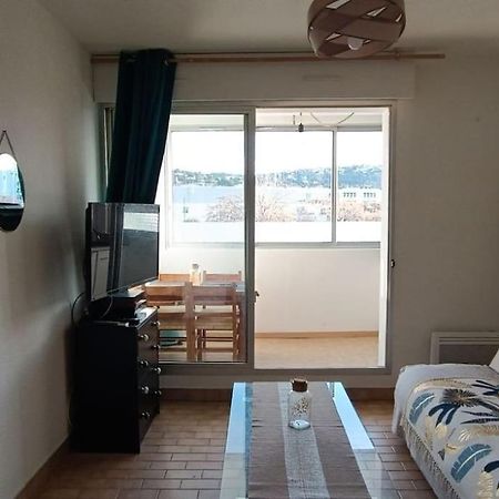 Studio - Sete - 100M Des Plages Екстер'єр фото