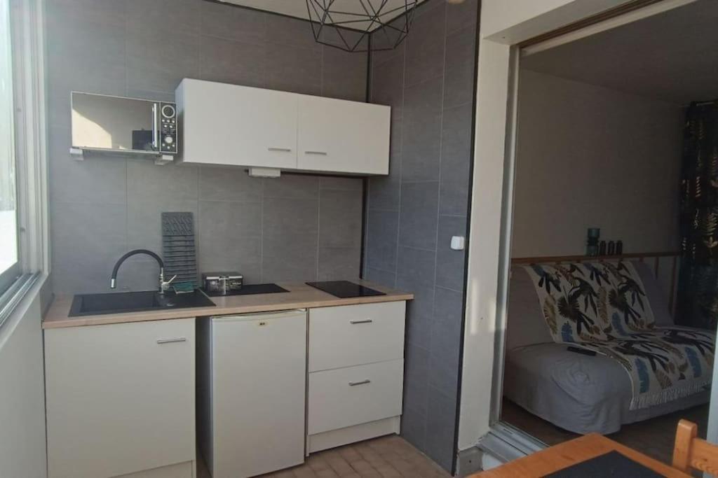 Studio - Sete - 100M Des Plages Екстер'єр фото