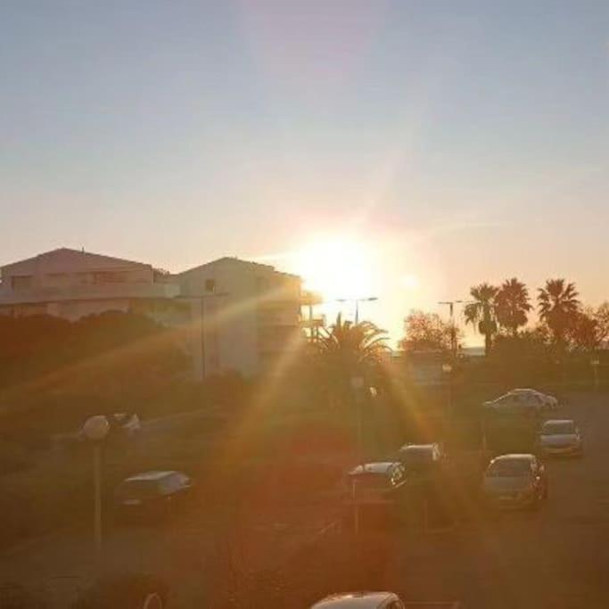 Studio - Sete - 100M Des Plages Екстер'єр фото